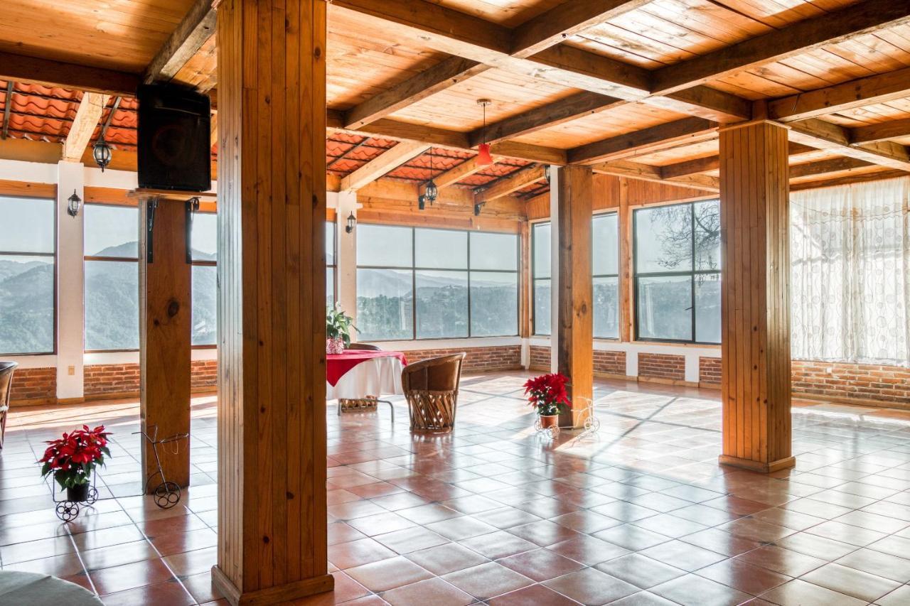 Hotel Vista Markes Zacatlán Eksteriør bilde